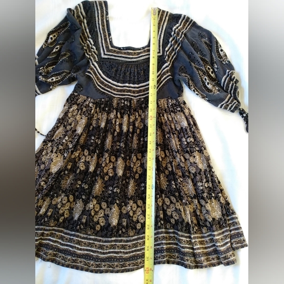 Free People Boho Tunic Black Tan Floral Peasant Top XS Square Neck Crochet Dress - Picture 10 of 16